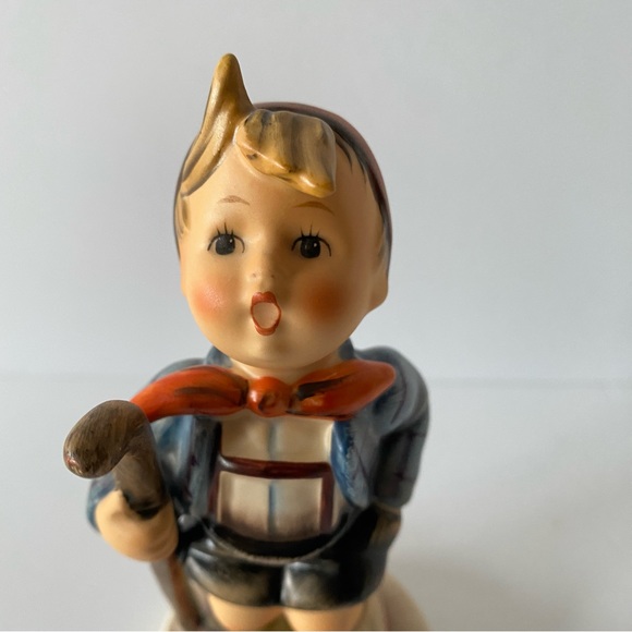 Hummel Figurine #16 “Little Hiker” TMK 6 1979-1990 - Picture 6 of 9